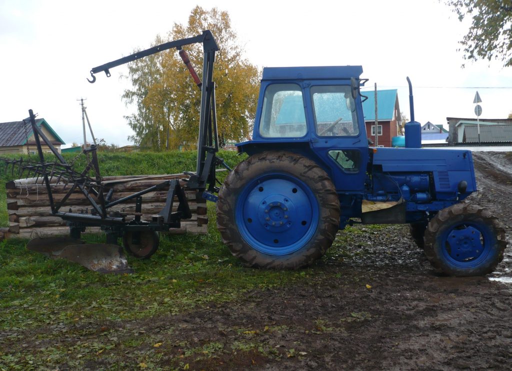 Права на трактор в Сорске